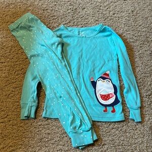 *4 for $15* Carters Penguin Pajama Set